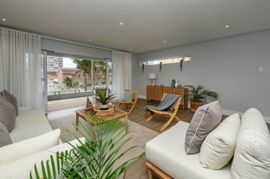 4 Bedroom Property for Sale in Summerstrand Eastern Cape